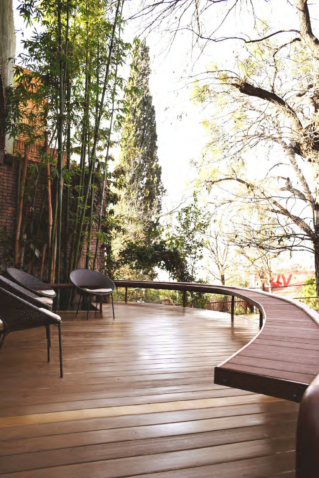 Terraza de exterior con deck de Rwood